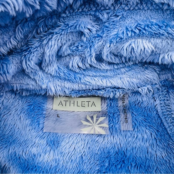 Athleta 1/2 Zip Textured Plush Pullover Sweatshirt Large Blue Soft Cozy - Picture 3 of 10
